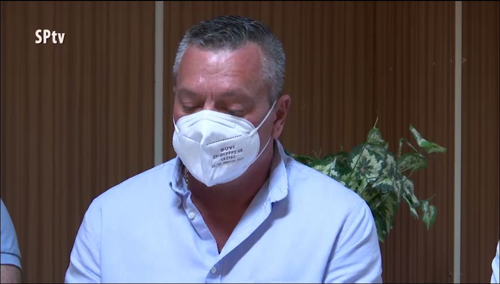 Nyilatkoztak A Képviselők